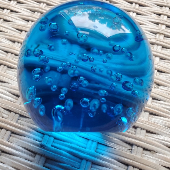 Vintage Blue Art Glass Bubble Design Paperweight Office Decor Organization - Picture 2 of 5